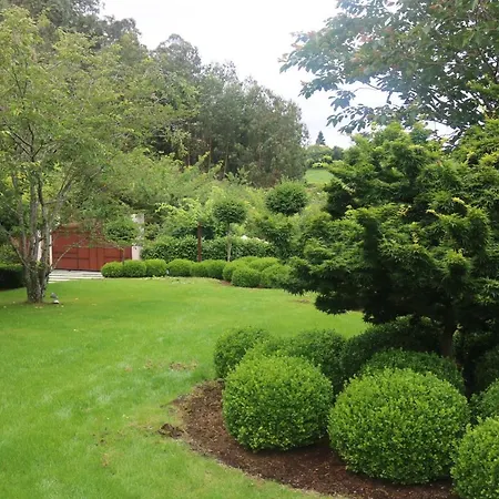 Finca Pousadoira 度假居 *