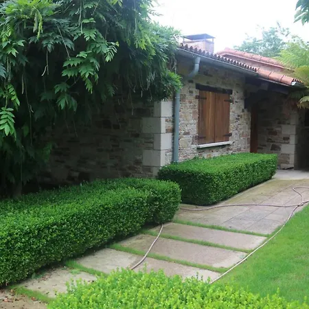 Finca Pousadoira 度假居 *